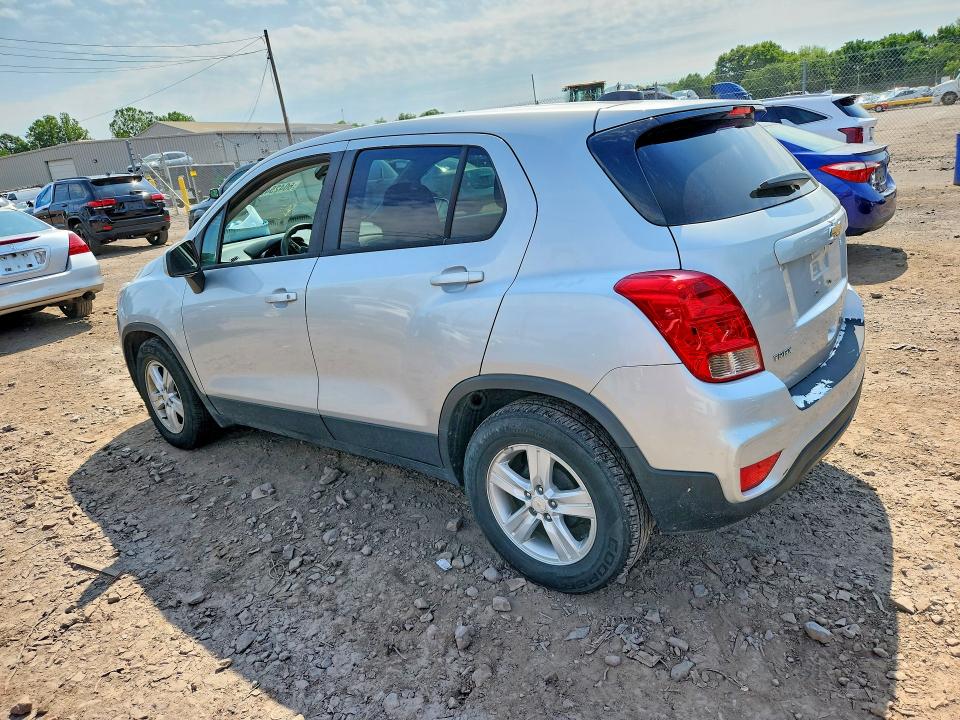 Photo 2 from auction – 2020 CHEVROLET TRAX with VIN KL7CJKSBXLB017494