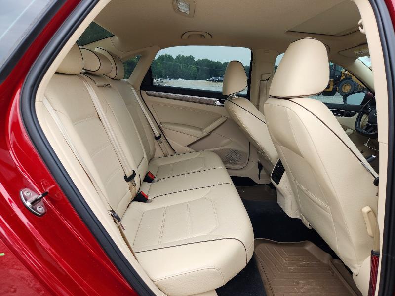 Photo 10 from auction – 2016 VOLKSWAGEN PASSAT with VIN 1VWBT7A32GC059140