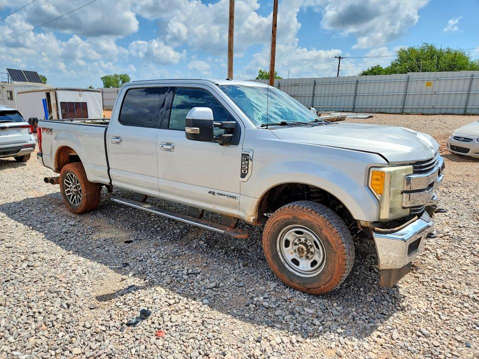 Photo 4 from auction – 2017 FORD F250 with VIN 1FT7W2BTXHEC77821