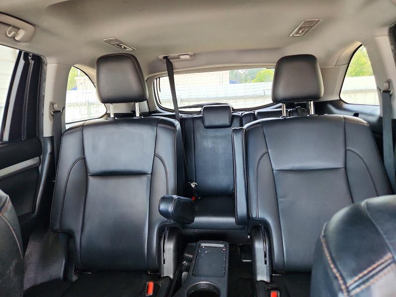 Photo 10 from auction – 2019 TOYOTA HIGHLANDER with VIN 5TDKZRFH0KS316370