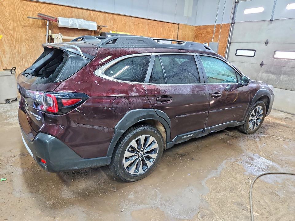 Photo 3 from auction – 2024 SUBARU OUTBACK with VIN 4S4BTGND7R3263159