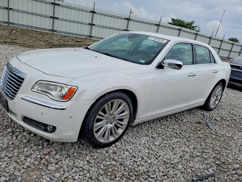 CHRYSLER 300C 2014 con VIN 2C3CCAET5EH205768 - Foto de la subasta