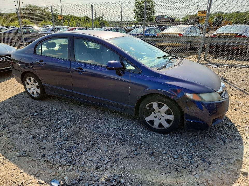 Photo 4 from auction – 2010 HONDA CIVIC with VIN 2HGFA1F54AH502072