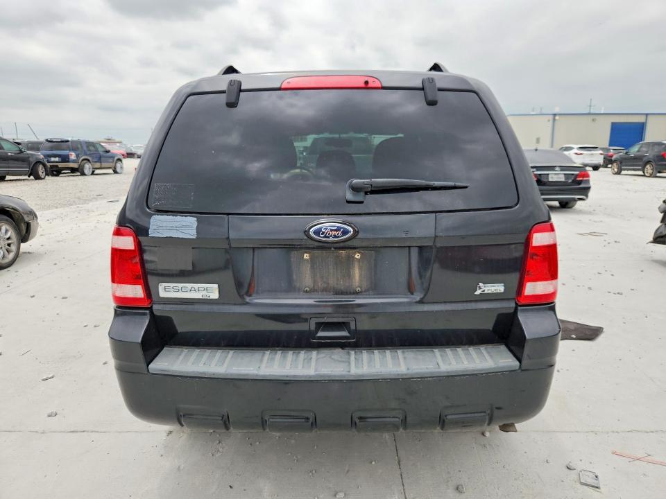 Photo 6 from auction – 2011 FORD ESCAPE with VIN 1FMCU0DG8BKA22839