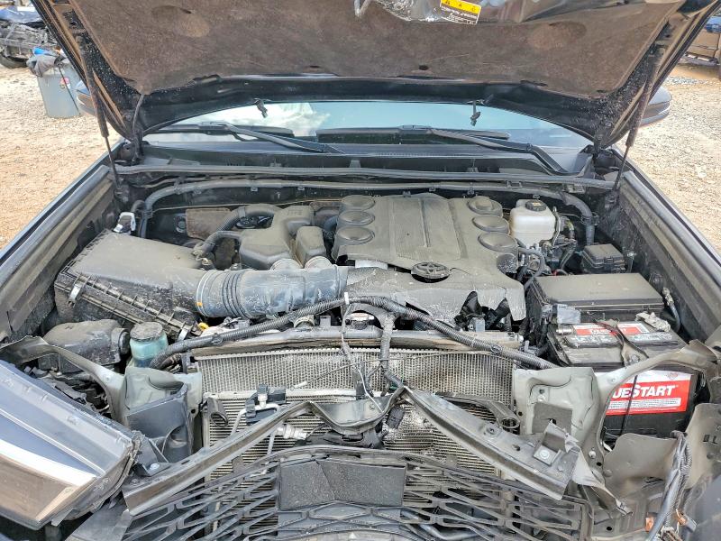 Photo 12 from auction – 2023 TOYOTA 4RUNNER with VIN JTERU5JRXP6170634