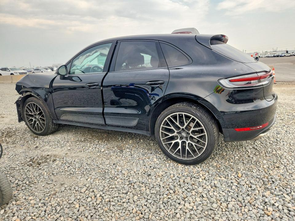 Photo 2 from auction – 2020 PORSCHE MACAN with VIN WP1AA2A5XLLB13639