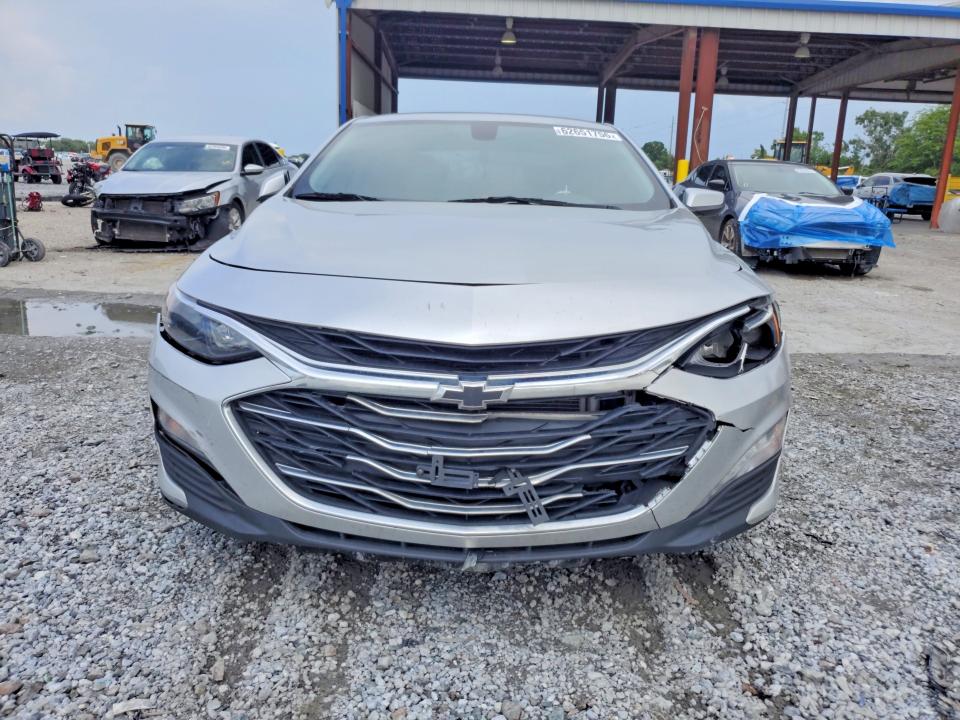 Photo 5 from auction – 2019 CHEVROLET MALIBU with VIN 1G1ZD5STXKF198028