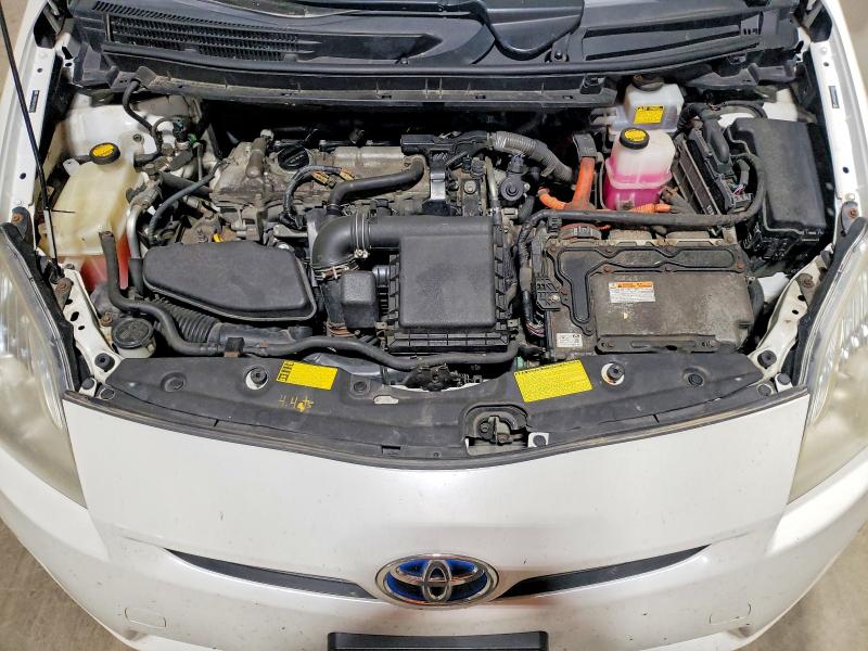 Снимка 11 от търг – 2011 TOYOTA PRIUS с VIN JTDKN3DU7B0326907