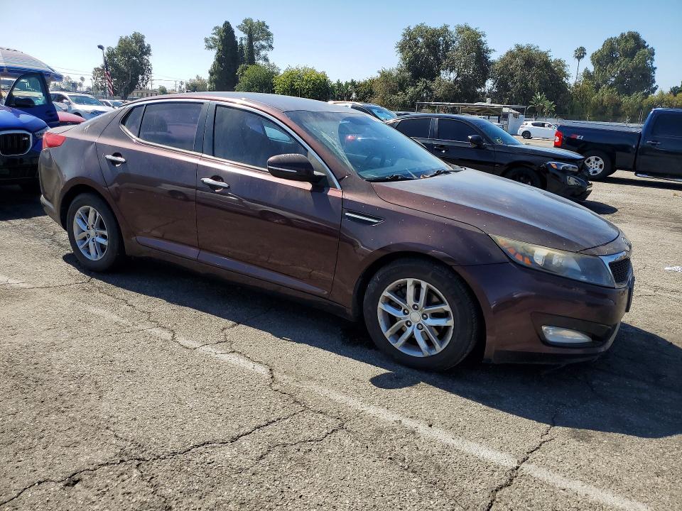 Photo 4 from auction – 2012 KIA OPTIMA with VIN 5XXGM4A70CG086533