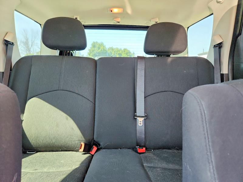 Photo 10 from auction – 2010 MAZDA TRIBUTE with VIN 4F2CY9C75AKM05828