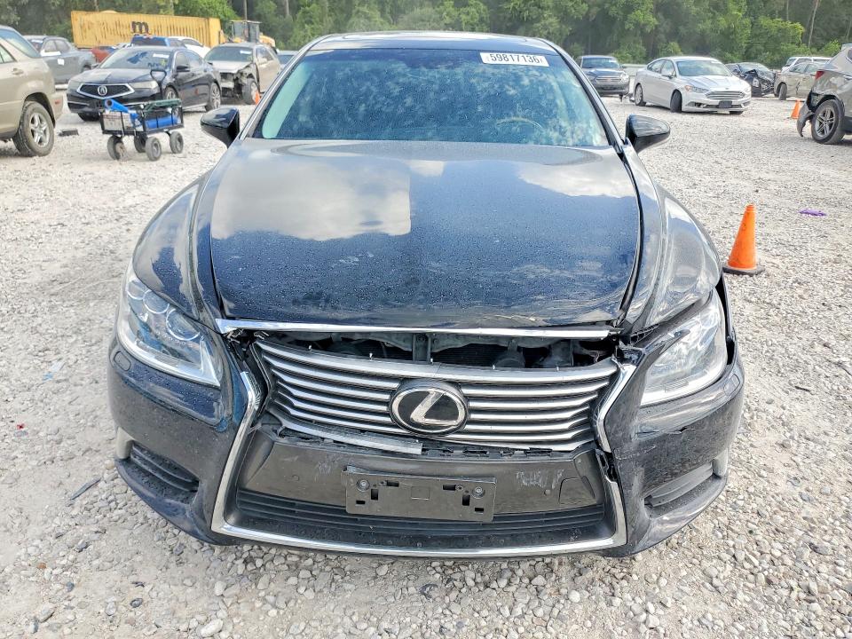 Photo 5 from auction – 2013 LEXUS LS with VIN JTHBL5EF8D5119836