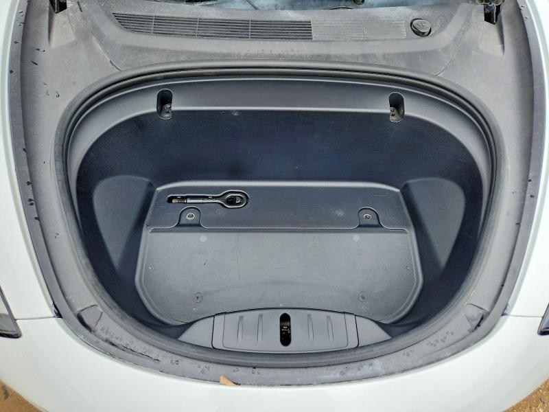 Photo 11 from auction – 2020 TESLA MODEL 3 with VIN 5YJ3E1EA2LF590598