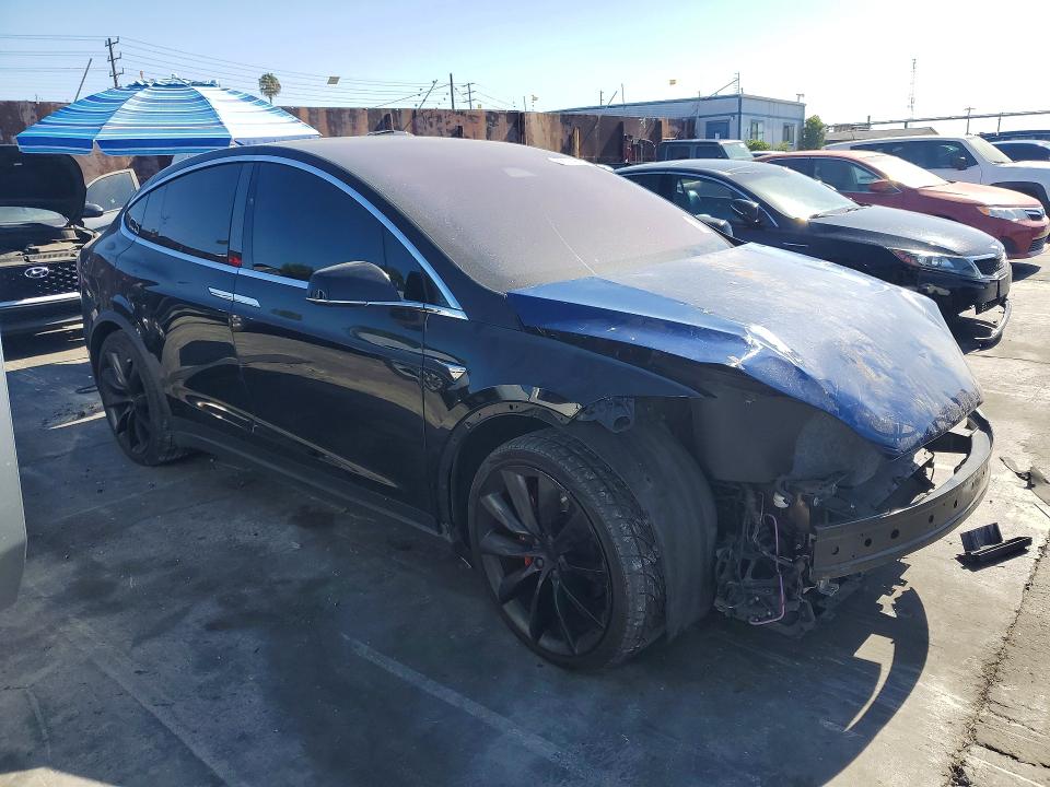 Photo 4 from auction – 2021 TESLA MODEL X with VIN 5YJXCDE43MF311342