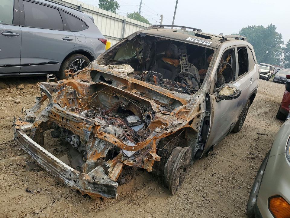SUBARU FORESTER 2026 with VIN 4S4SLDB63T3062337 - Photo from auction