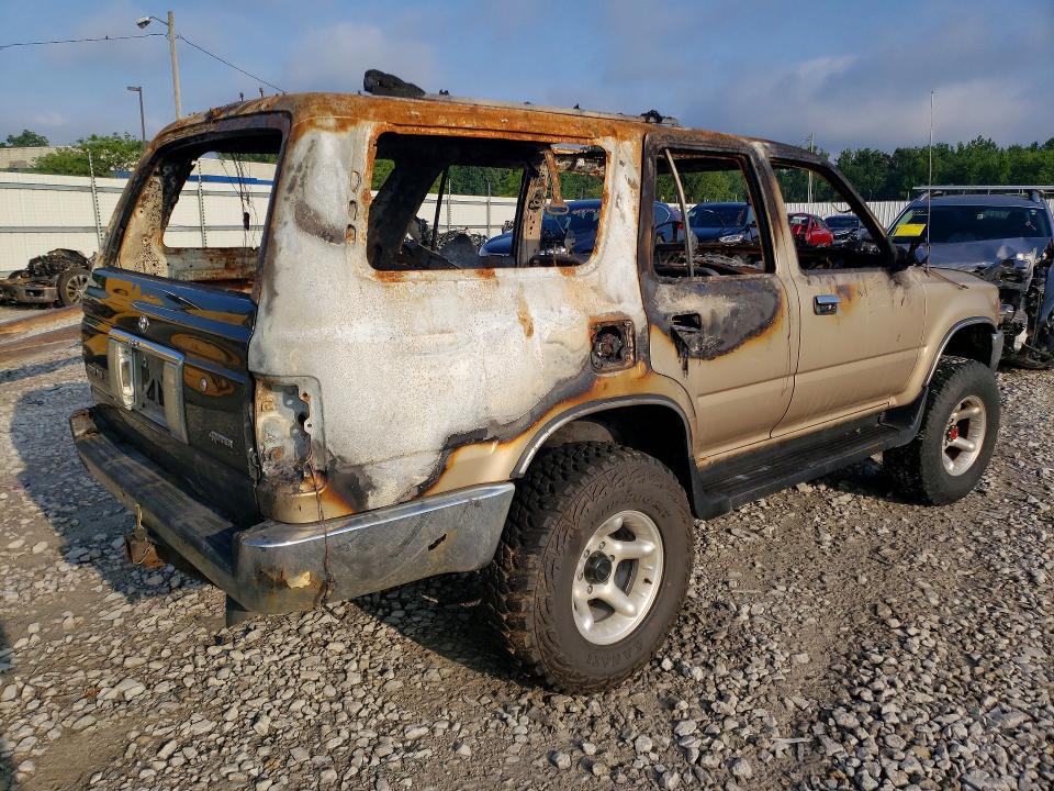 Photo 3 from auction – 1995 TOYOTA 4RUNNER with VIN JT3VN39W2S0177074