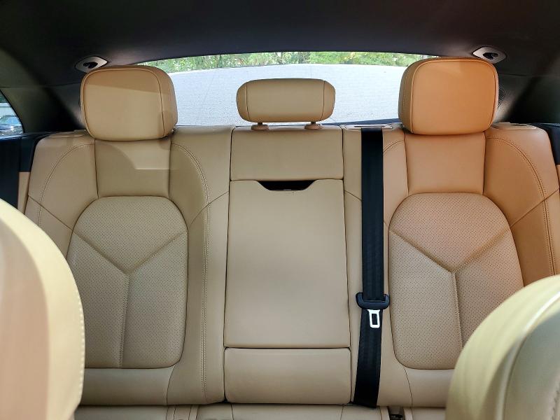Photo 10 from auction – 2017 PORSCHE MACAN with VIN WP1AA2A55HLB07660