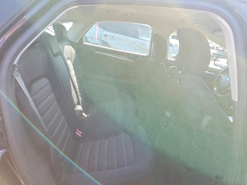 Photo 10 from auction – 2016 FORD FUSION with VIN 3FA6P0H73GR113058