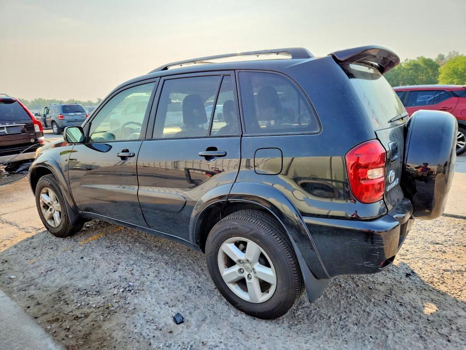 Photo 2 from auction – 2005 TOYOTA RAV4 with VIN JTEHD20V456030259