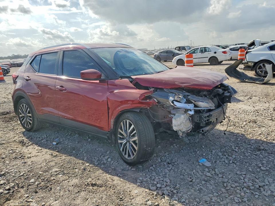 Photo 4 from auction – 2022 NISSAN KICKS with VIN 3N1CP5CV4NL484636