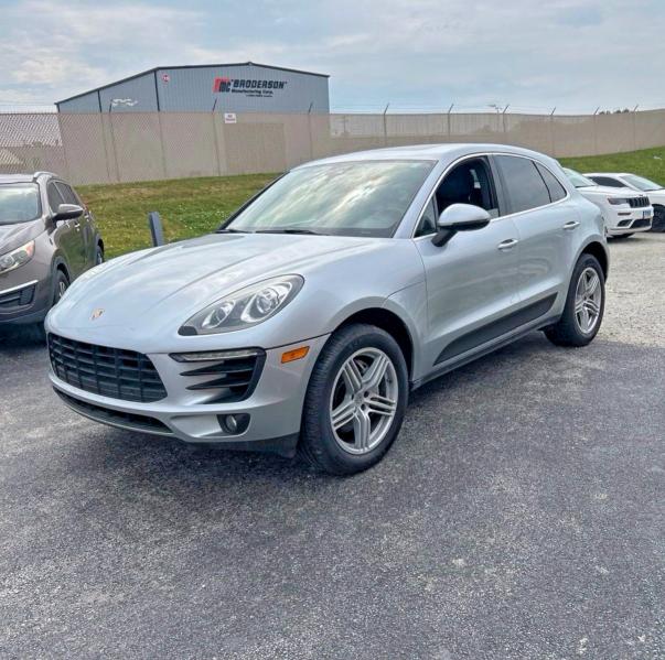 Photo 2 from auction – 2017 PORSCHE MACAN with VIN WP1AB2A56HLB10242