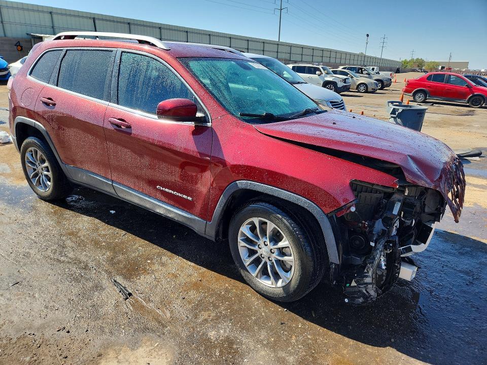 Photo 4 from auction – 2019 JEEP CHEROKEE with VIN 1C4PJLLB2KD333211