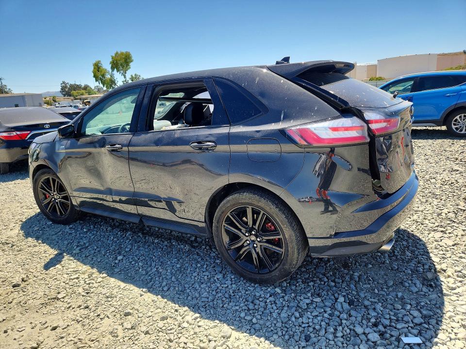 Photo 2 from auction – 2021 FORD EDGE with VIN 2FMPK4J97MBA62542