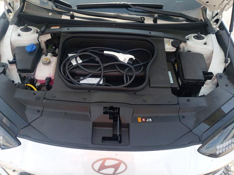Photo 11 from auction – 2025 HYUNDAI IONIQ 6 with VIN KMHM24AA1SA090293