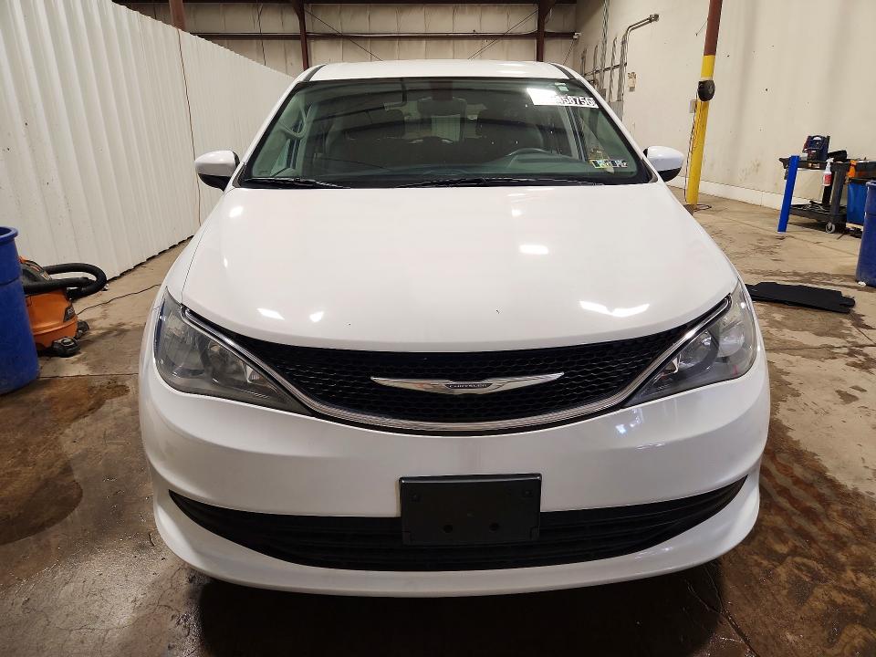 Photo 5 from auction – 2017 CHRYSLER PACIFICA with VIN 2C4RC1DG3HR614568