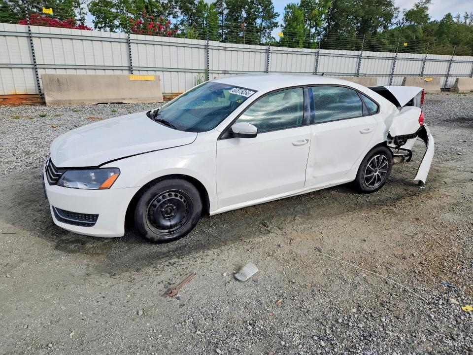 VOLKSWAGEN PASSAT 2014 with VIN 1VWAP7A32EC010324 - Photo from auction
