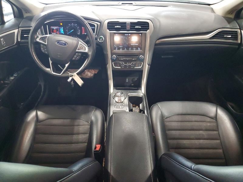 Photo 8 from auction – 2017 FORD FUSION with VIN 3FA6P0H95HR166055
