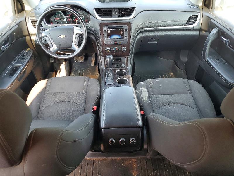 Photo 8 from auction – 2017 CHEVROLET TRAVERSE with VIN 1GNKRGKD7HJ112377