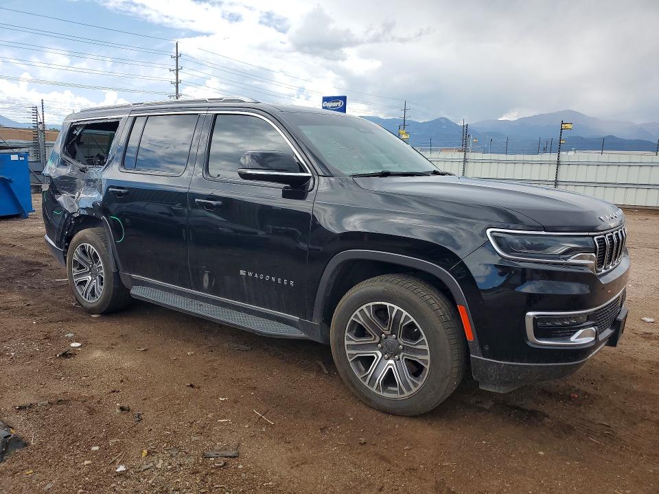 Photo 4 from auction – 2022 JEEP WAGONEER with VIN 1C4SJVDT4NS231180