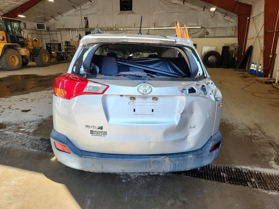 Photo 6 from auction – 2014 TOYOTA RAV4 with VIN JTMZFREV1EJ005983