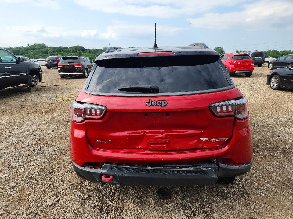 Photo 6 from auction – 2019 JEEP COMPASS with VIN 3C4NJDDB2KT599995