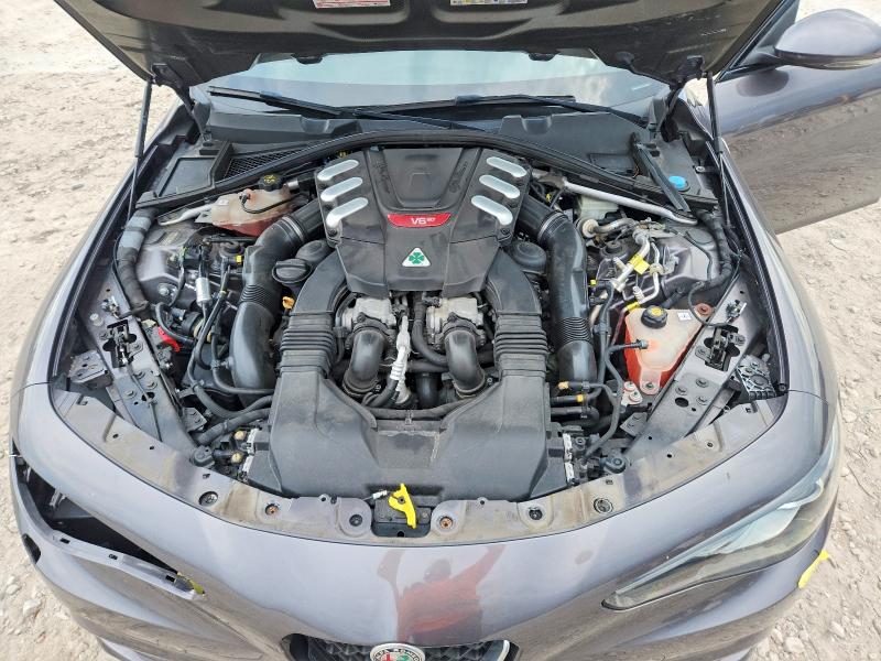 Photo 11 from auction – 2017 ALFA ROMEO GIULIA with VIN ZARFAEAV2H7519199