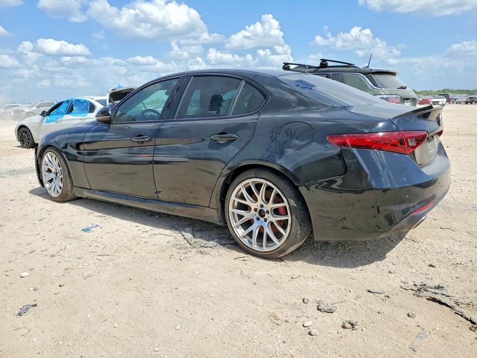 صورة رقم 2 من المزاد - 2019 ALFA ROMEO GIULIA مع VIN ZARFAMBN7K7600909