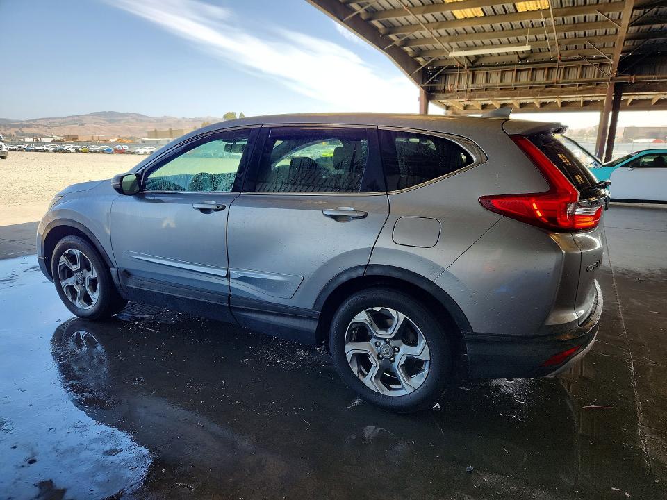 Photo 2 from auction – 2017 HONDA CR-V with VIN 7FARW1H89HE012235