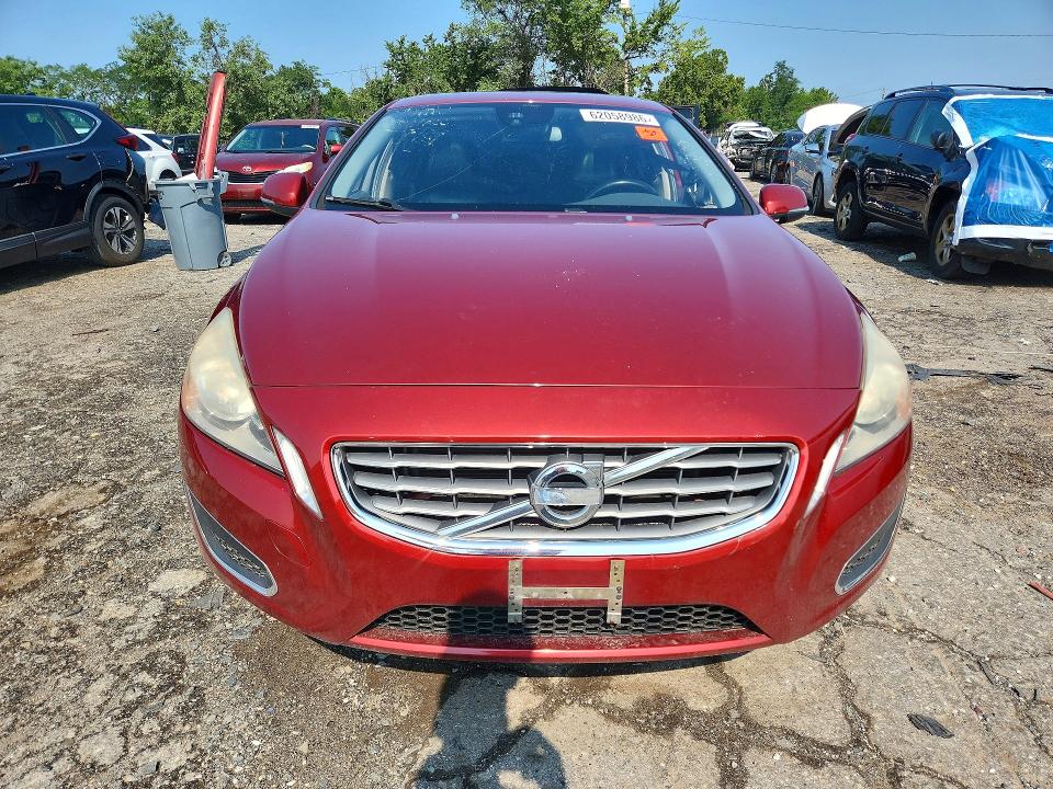 Снимка 5 от търг – 2012 VOLVO S60 с VIN YV1622FS0C2132770