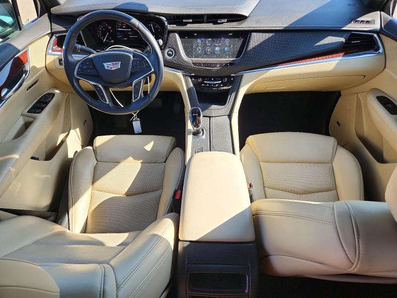 Photo 8 from auction – 2017 CADILLAC XT5 with VIN 1GYKNDRS0HZ281921