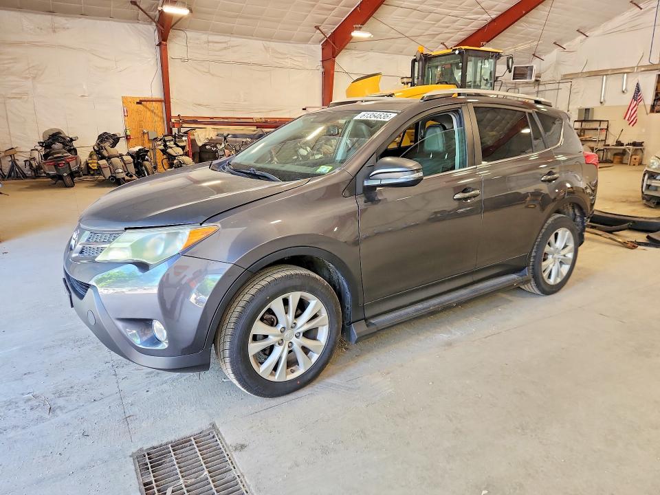 TOYOTA RAV4 2015 с VIN 2T3DFREV4FW256252 - Фото с аукциона