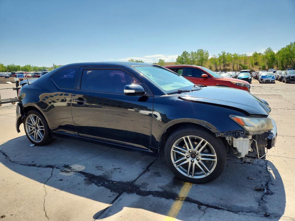 Photo 4 from auction – 2012 SCION TC with VIN JTKJF5C70C3028904