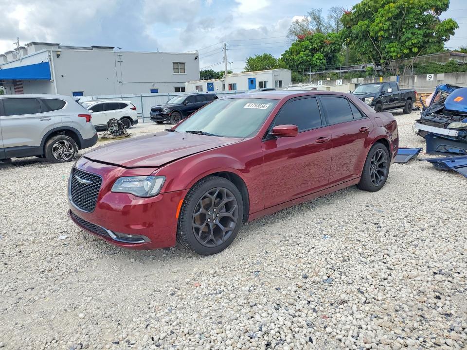 2019 CHRYSLER 300 - Търг №61793666