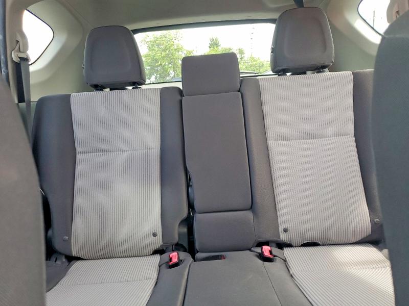 Photo 10 from auction – 2013 TOYOTA RAV4 with VIN JTMZFREV0D5000314