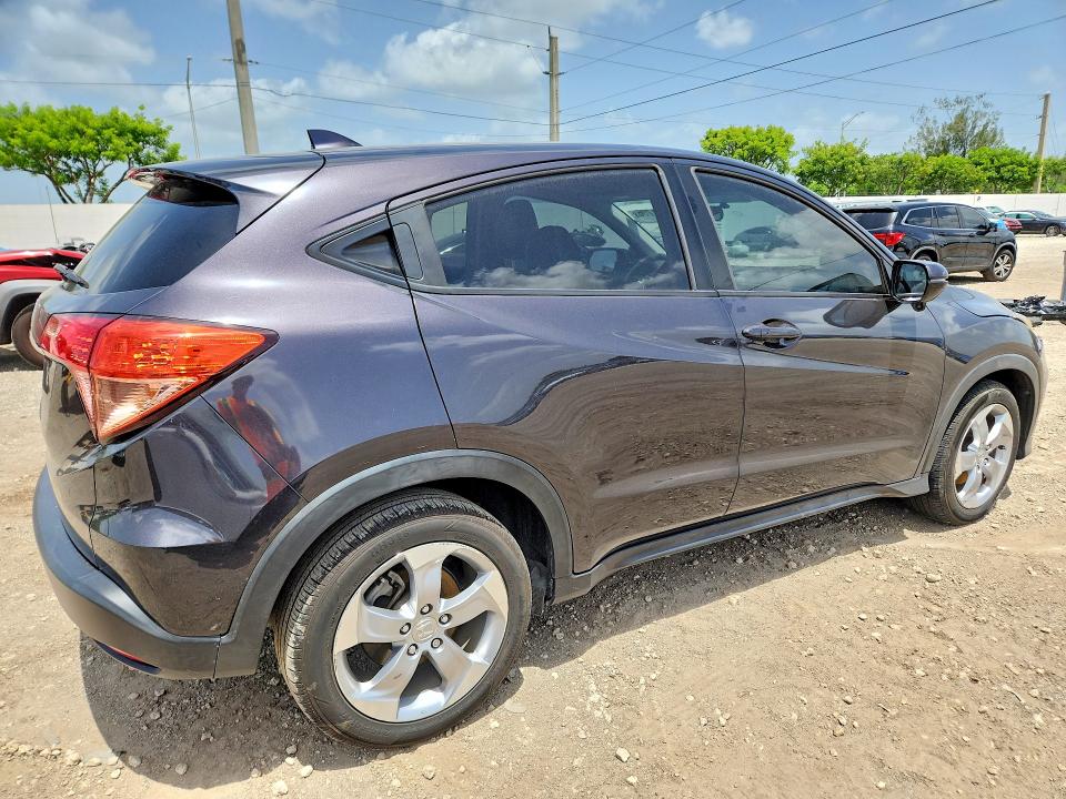 Photo 3 from auction – 2017 HONDA HR-V with VIN 3CZRU5H55HM707073