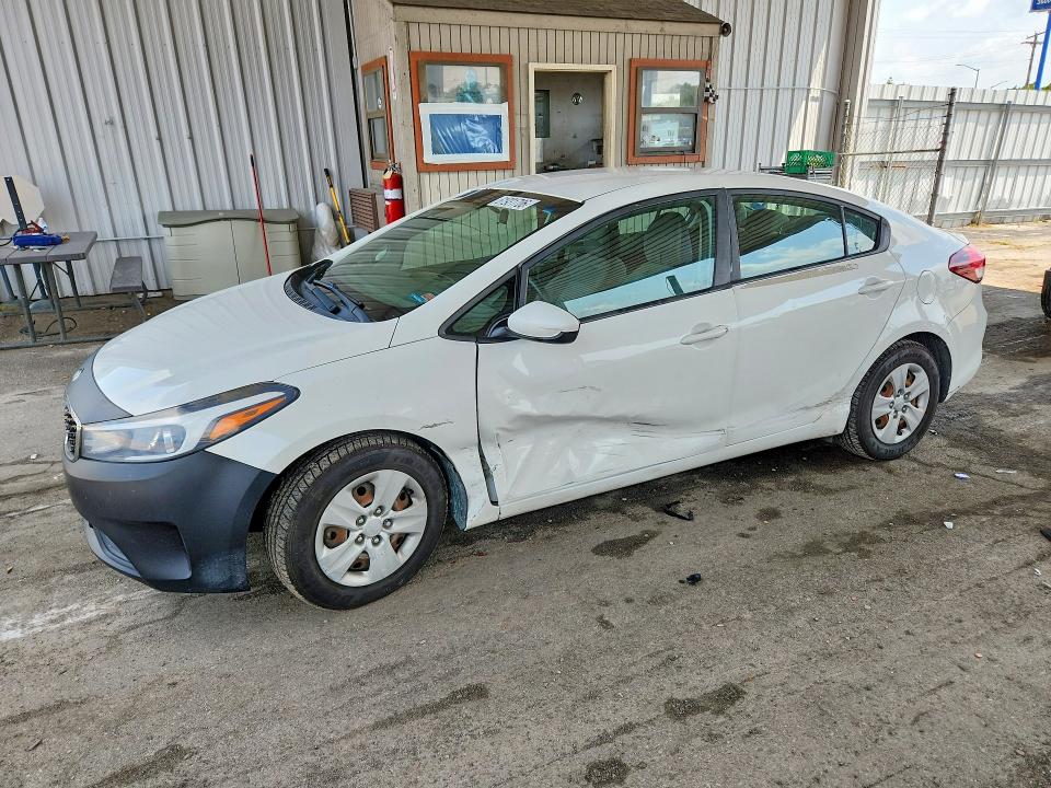 KIA FORTE 2017 with VIN 3KPFK4A79HE069764 - Photo from auction
