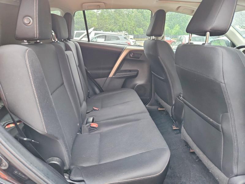 Photo 11 from auction – 2013 TOYOTA RAV4 with VIN 2T3WFREVXDW037785