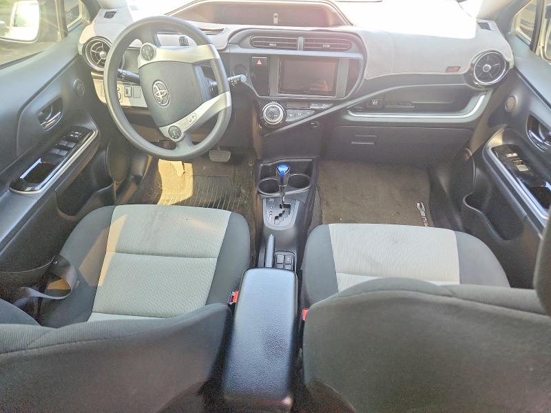 Photo 8 from auction – 2016 TOYOTA PRIUS C with VIN JTDKDTB34G1138229