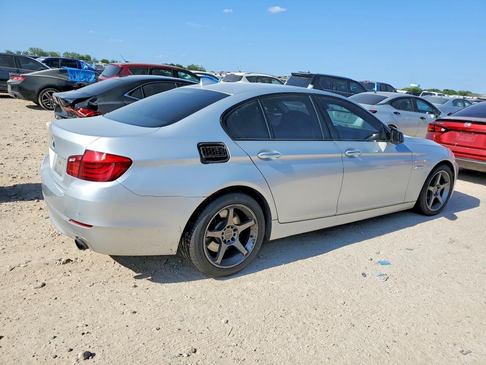 Photo 3 from auction – 2011 BMW 535 with VIN WBAFR7C57BC600030