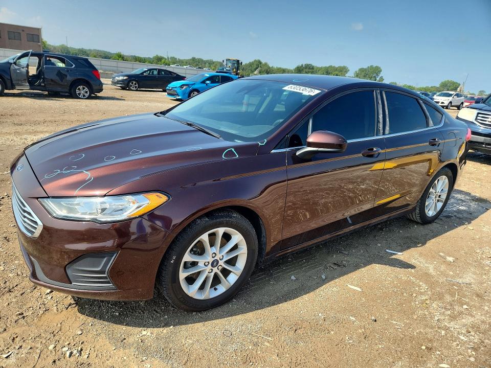 FORD FUSION 2019 с VIN 3FA6P0HD2KR127936 - Снимка от търг