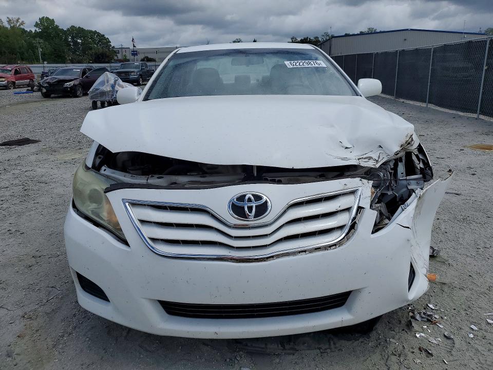 Photo 5 from auction – 2010 TOYOTA CAMRY with VIN 4T1BF3EK8AU542424